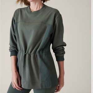 ATHLETA Triumph Hybrid Crewneck‎ Sweatshirt Size M